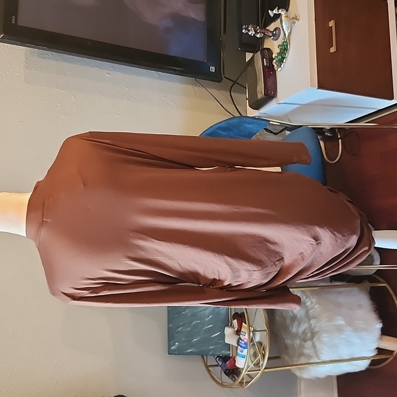 Popular 21 Mock Neck Long Sleeve Ruched Midi Brown Tshirt Dress NWT - Picture 6 of 9